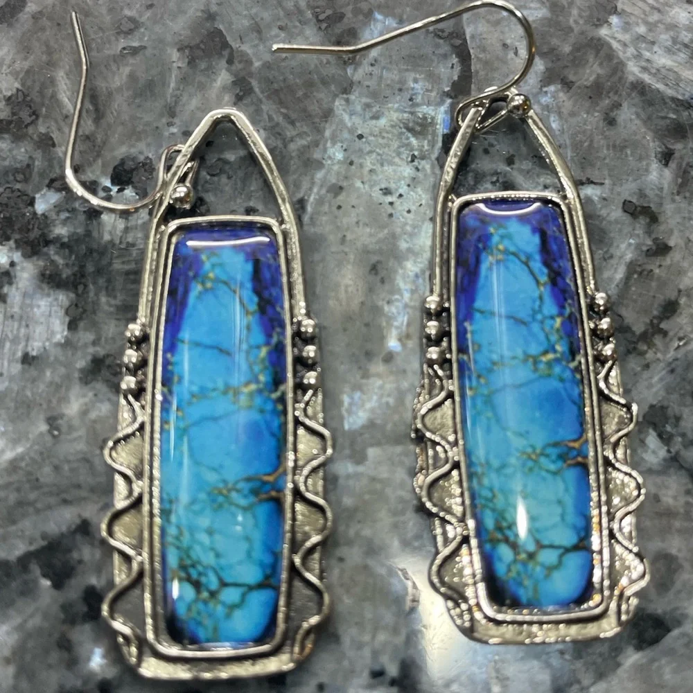 2/$25 or 3/$35 NWOT Azure blue and embellished glossy silvertone enamel earrings - Picture 3 of 4